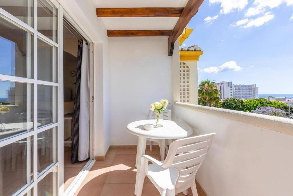 Carihuela Front Beach توريمولينوس المظهر الخارجي الصورة