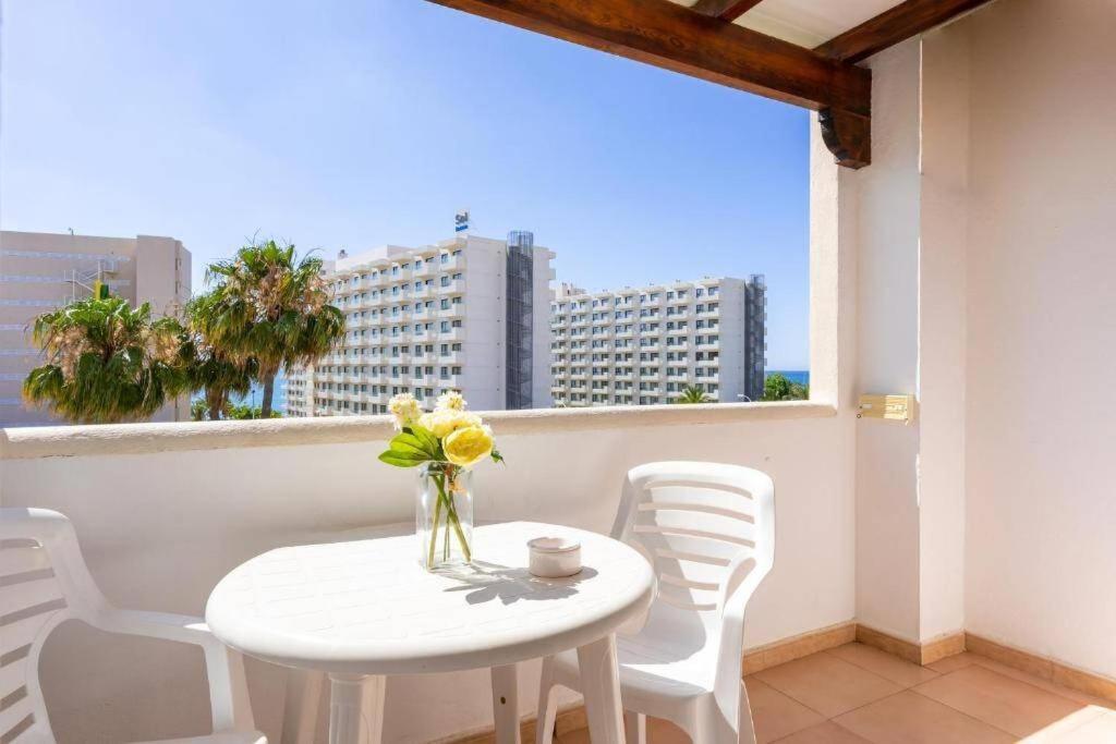 Carihuela Front Beach توريمولينوس المظهر الخارجي الصورة